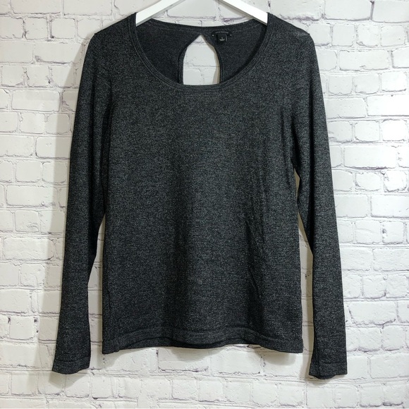Ann Taylor ligth sweater in gray - Picture 1 of 8